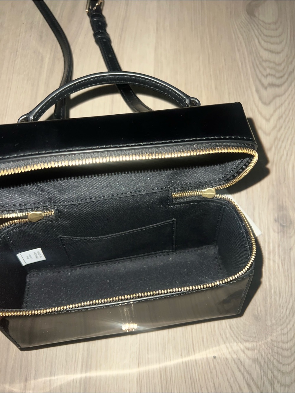 Tory Burch Emerson Smooth Vanity Black Top-Handle Box Bag - Picture 11 of 16